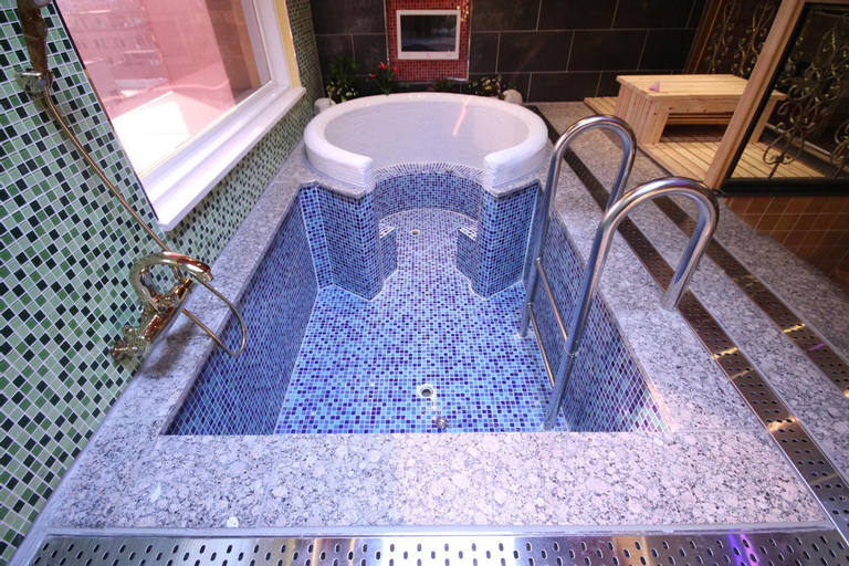 Bathroom 3