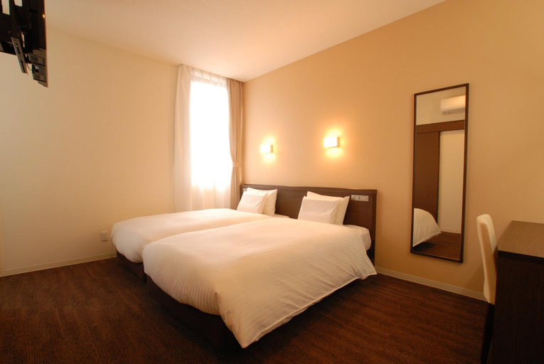 Bedroom 8
