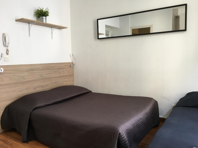 Bedroom 3, Hotel du Petit Louvre, Alpes-Maritimes