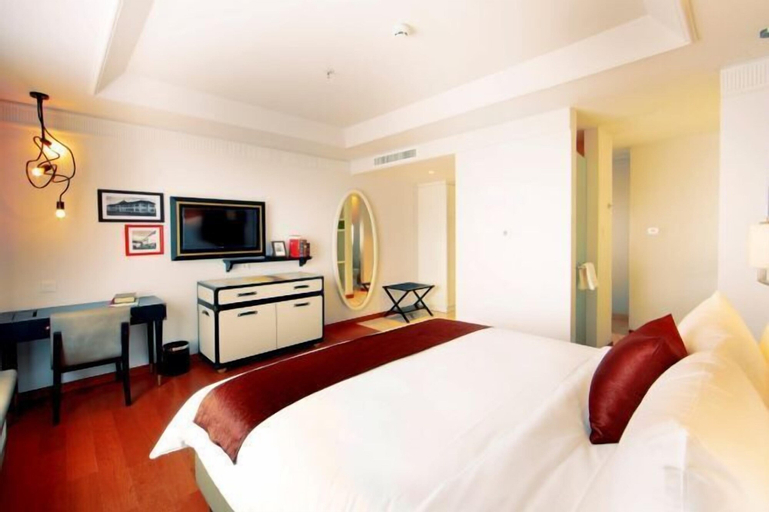 Bedroom 8