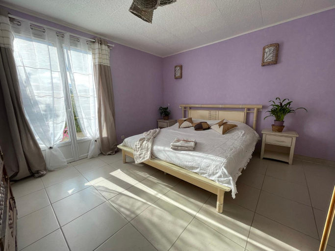 Bedroom 2, Chambre d'hote, Oise