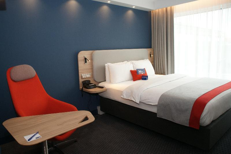 Bedroom 12