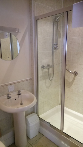 Bathroom 4, Star Hotel, Dumfries and Galloway
