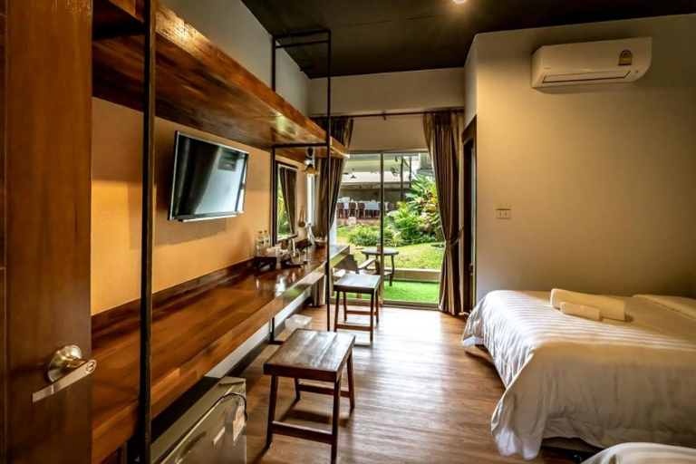 Bedroom 6