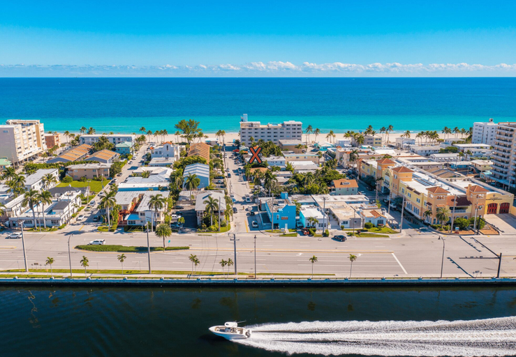 Exterior & Views 2, Treasure on the Beach by The Gold Nests, Broward