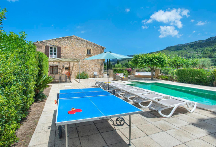 Facilities 2, Camp dAvall, Baleares