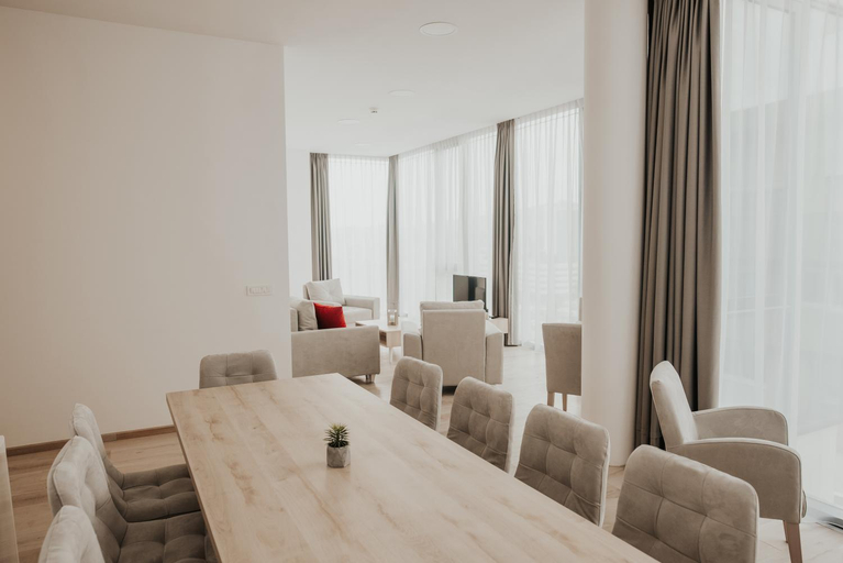 Business Facilities 12