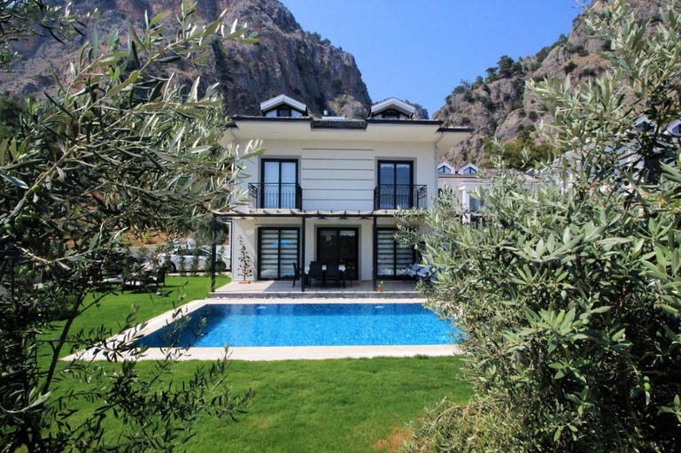 Sport & Beauty 2, Private Villa in Gocek Villa Perest, Fethiye