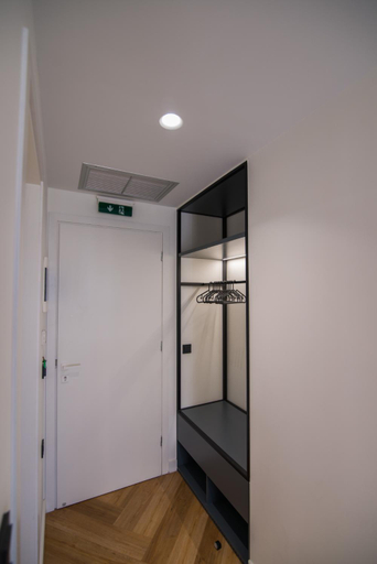 Others 5, Ederlezi Zoubourlou Aparthotel, Attica