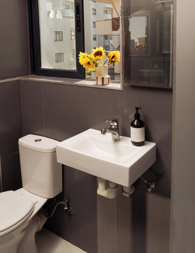 Bathroom 4, Fools Inn, City of Cape Town