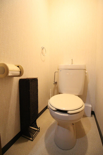 Bathroom 7