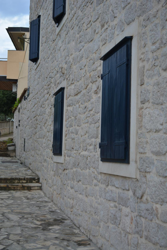 Others 4, VILLA MOST Tisno, Tisno