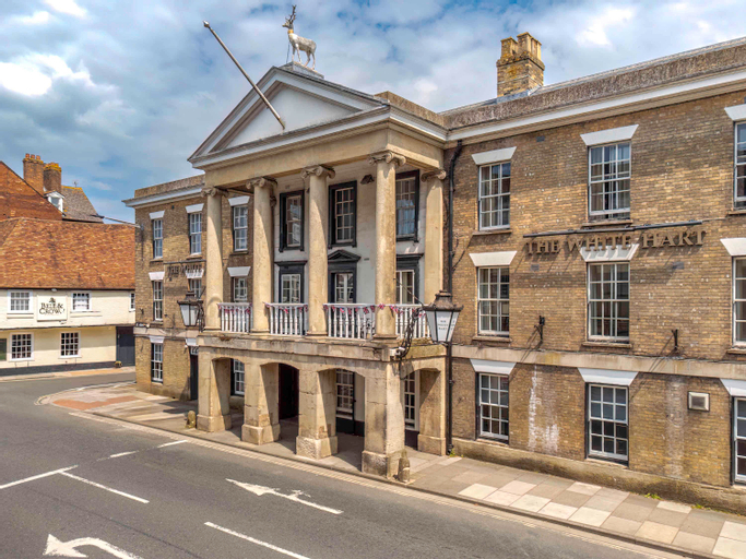 Mercure Salisbury White Hart Hotel, Wiltshire