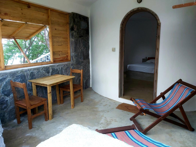 Others 5, Le Shanoa, Wattle Range - West