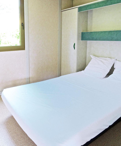 Bedroom 2, Du cote de chez Sam, Allier