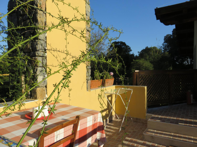 Others 3, Agriturismo "La Rosa Canina", La Spezia