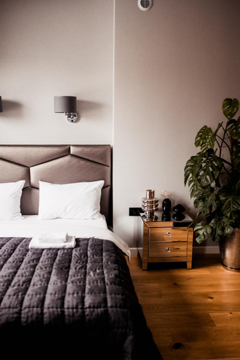 Bedroom 17