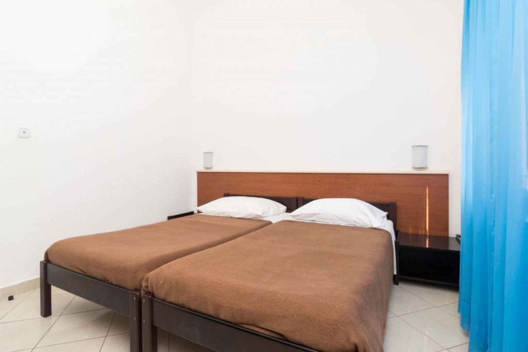 Bedroom 3, Bungalow in der Ferienanlage Kanegra, Umag