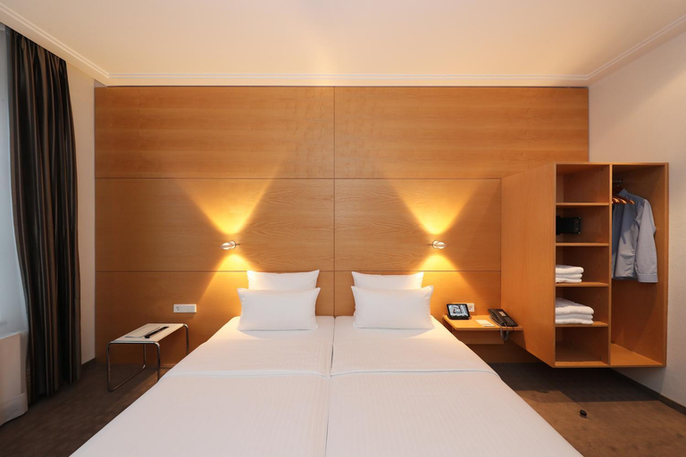 Bedroom 10