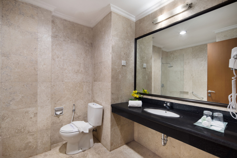 Bedroom 4, Royal Hotel and Convention Tretes, Pasuruan