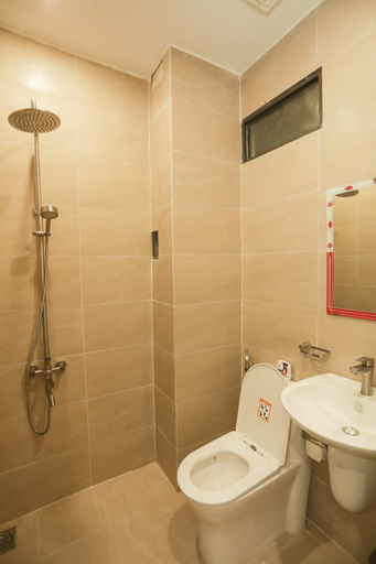 Bathroom 5, Trieu Dang Hotel, Tuy Hoa