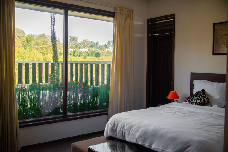 Bedroom 2, Heavens Gate Holidays , The Nilgiris