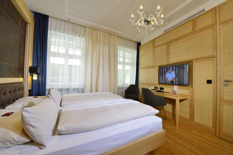 Bedroom 8