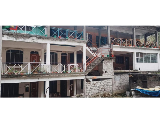 Hotel Priya, Ghanghariya, Chamoli