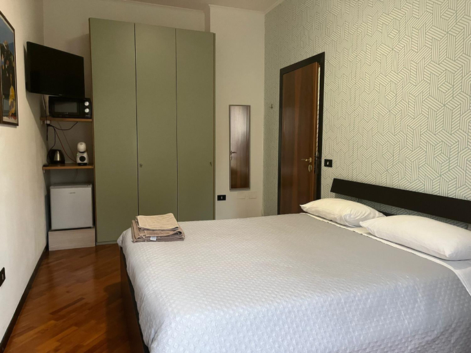 Bedroom 13