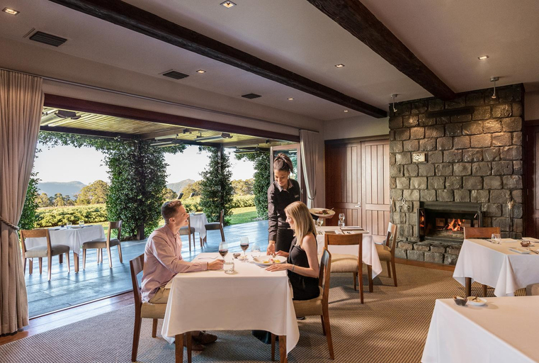 Food & Drinks 4, Spicers Peak Lodge, Warwick - East