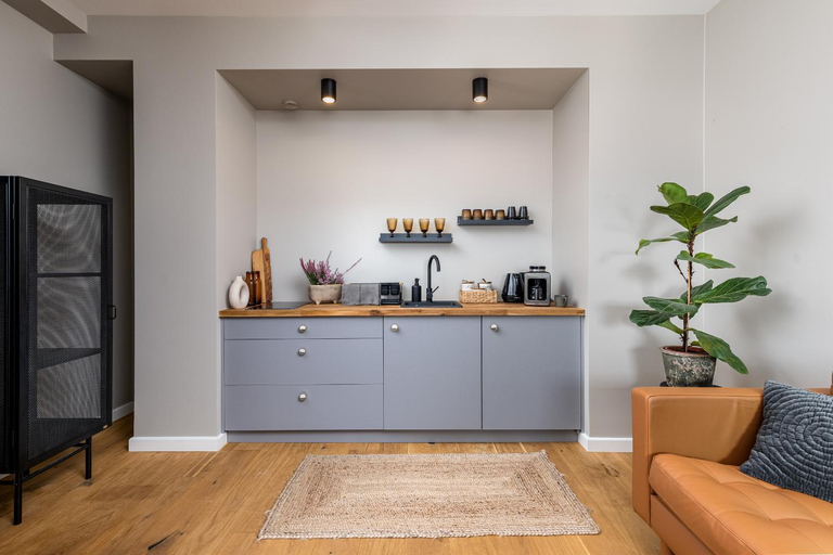 Dining Room 10