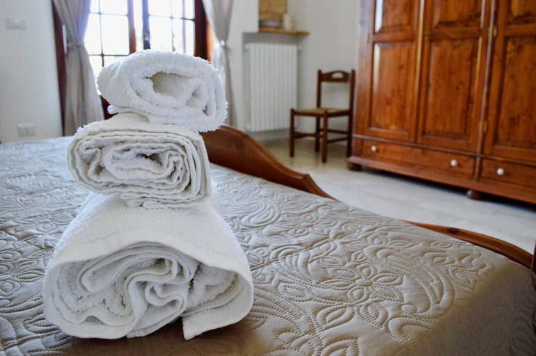 Others 4, B&B Profumo di Alloro, Lecce