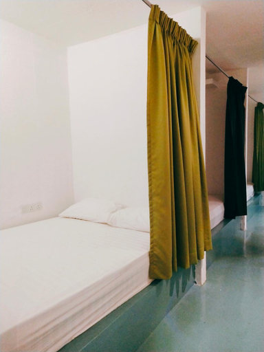 Bedroom 12