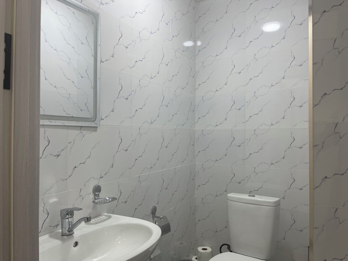 Bathroom 3, Chaqar 50, Tashkent City