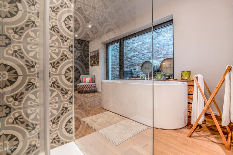 Bathroom 8