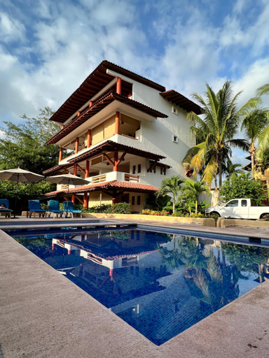 Others 5, Villa el Arca, José Azueta