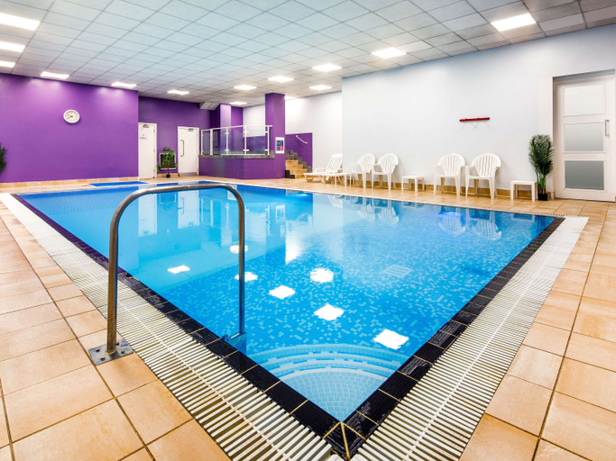 Sport & Beauty 2, Mercure Telford Centre Hotel, Telford and Wrekin