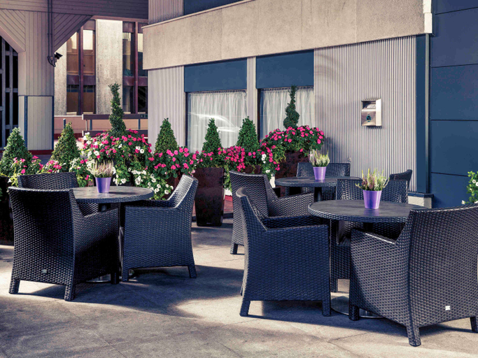 Food & Drinks 5, Mercure Manchester Piccadilly Hotel, Manchester