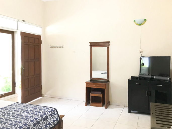 Others 5, Villa Bunga Guest House RedPartner, Malang