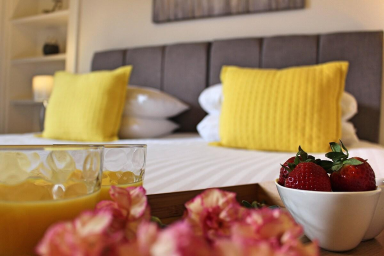 Food & Drinks 5, Wallace View Apartment, Stirling