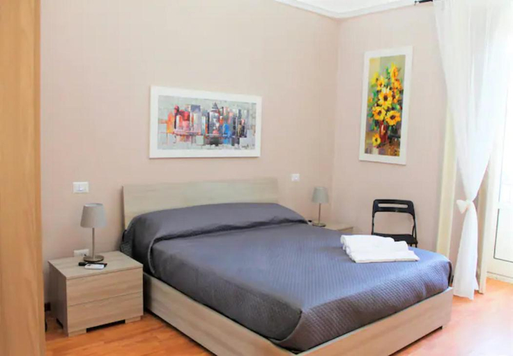 Others 5, Casa Onorato fratelli Liggieri, Catania