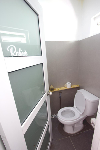 Bathroom, L'Sirene Boutique Resort, Dipaculao