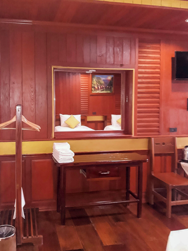 Bedroom 3, Waraporn Grand Mountain Hotel, Wang Saphung