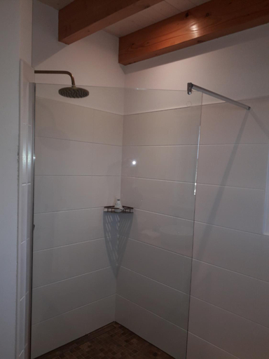 Bathroom 7