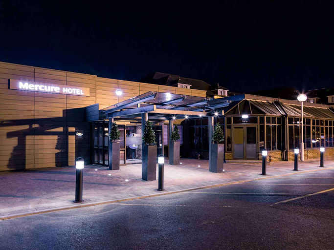 Exterior & Views 2, Mercure London Heathrow Hotel, London