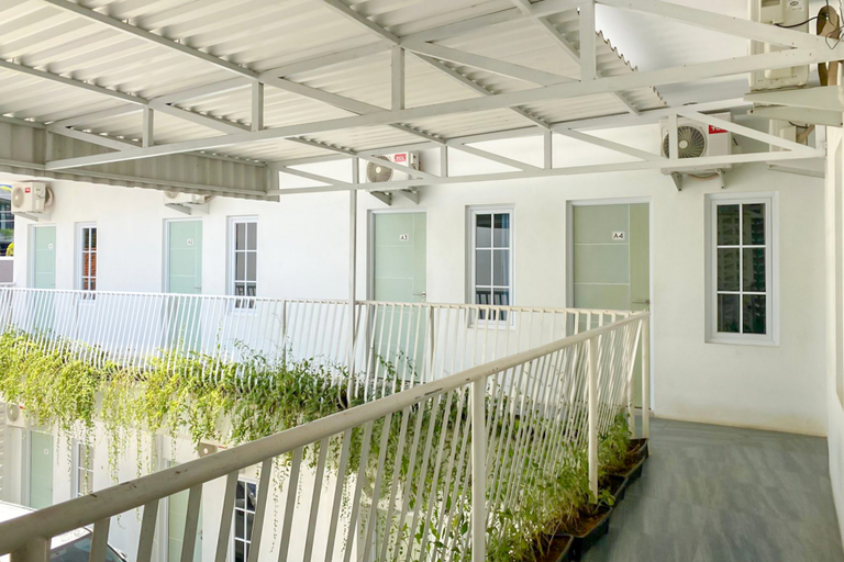 Kulonprogo Guesthouse RedPartner - Tap to explore photos