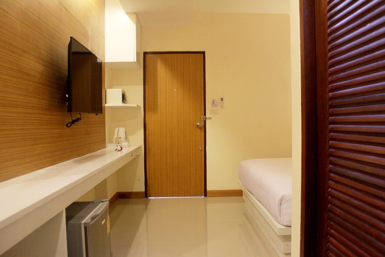 Bedroom 9
