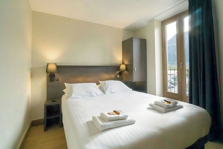 Bedroom 2, Hostellerie du petit Saint Bernard, Savoie