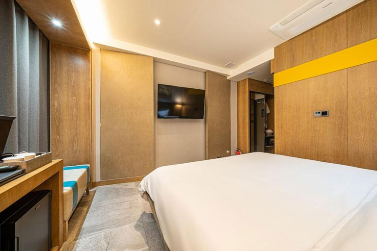 Bedroom 3, Hotel Ritz, Suwon