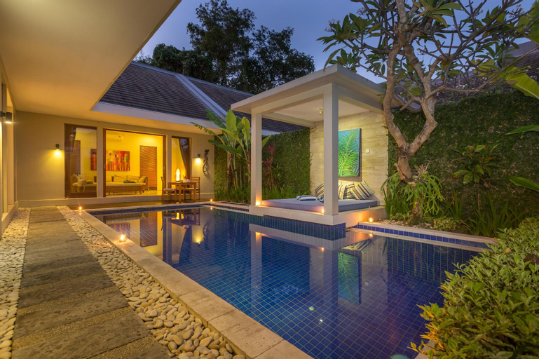 Swimming Pool 15